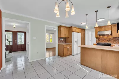 30 Hamilton Lane, Plainsboro Township, NJ 08536 - Photo 25