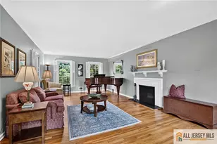 9 Wynnewood Dr, Cranbury Township, NJ 08512 - Photo 5