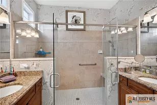 254 Diamond Spring Dr, Monroe Township, NJ 08831 - Photo 19