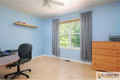 24 Hyde Park Drive, East Brunswick Township, NJ 08816 - Photo 17