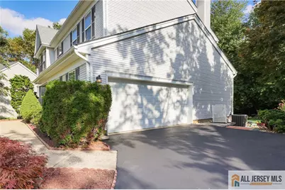 24 Hyde Park Drive, East Brunswick Township, NJ 08816 - Photo 25