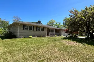 9 Woodlake Dr, Piscataway Township, NJ 08854 - Photo 1