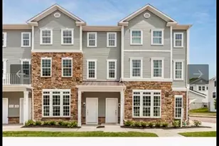 1513 E Hudson Circle, Highland Park, NJ 08904 - Photo 1