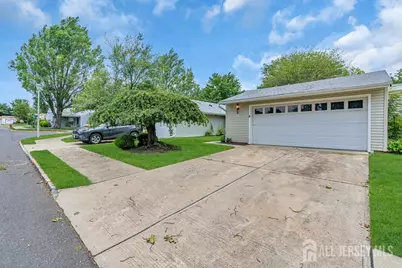 104 Chatham Drive #B, Monroe Township, NJ 08831 - Photo 1