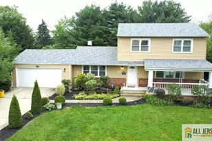 25 Tall Oaks Dr, East Brunswick Township, NJ 08816 - Photo 1