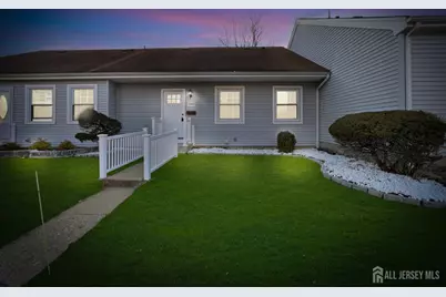 164 Cours De Clemenceau #E, Freehold, NJ 07728 - Photo 1