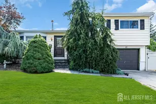 27 Holly St, Old Bridge Township, NJ 08857 - Photo 1