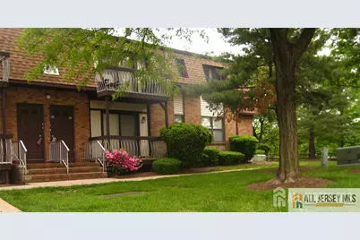 903 No Oaks Boulevard N, North Brunswick Township, NJ 08902 - Photo 1