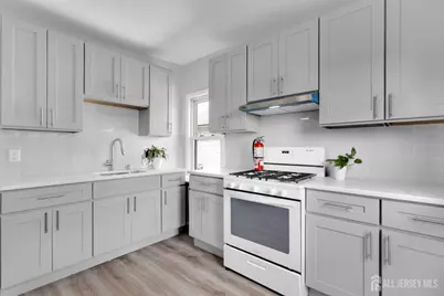 36 3rd Avenue #B, Port Reading, NJ 07064 - Photo 1