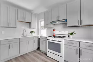 36 3rd Ave, Port Reading, NJ 07064 - Photo 1