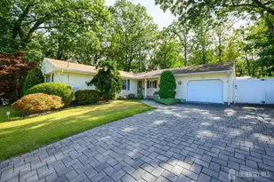 17 Dobson Rd, East Brunswick Township, NJ 08816 - Photo 1