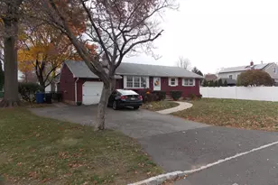 9 Locust Ave, Piscataway Township, NJ 08854 - Photo 1