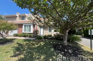 94 Driftwood Dr, Franklin Township, NJ 08873 - Photo 1