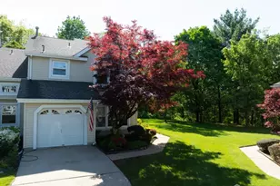 112 Lloyd Ct, East Brunswick Township, NJ 08816 - Photo 1
