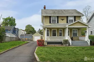 215 Fairfield Ave, Middlesex, NJ 08846 - Photo 1