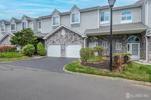 15 Daleron Pl, South Amboy, NJ 08879 - Photo 1