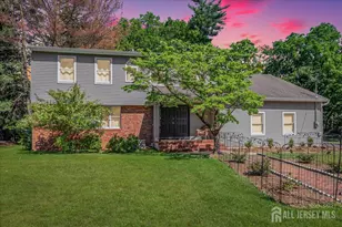 2 Abbott Ct, Edison, NJ 08820 - Photo 1