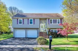 6 Sussex Ct, Edison, NJ 08820 - Photo 1