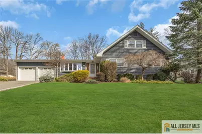 25 Greenwich Road, Edison, NJ 08820 - Photo 1
