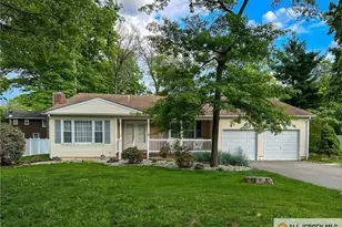 9 Boxwood Rd, Piscataway Township, NJ 08854 - Photo 1