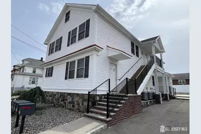 16 E Kupsch Street E #A, Sayreville, NJ 08872 - Photo 1