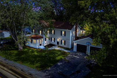 12 Bassett Road - Photo 1