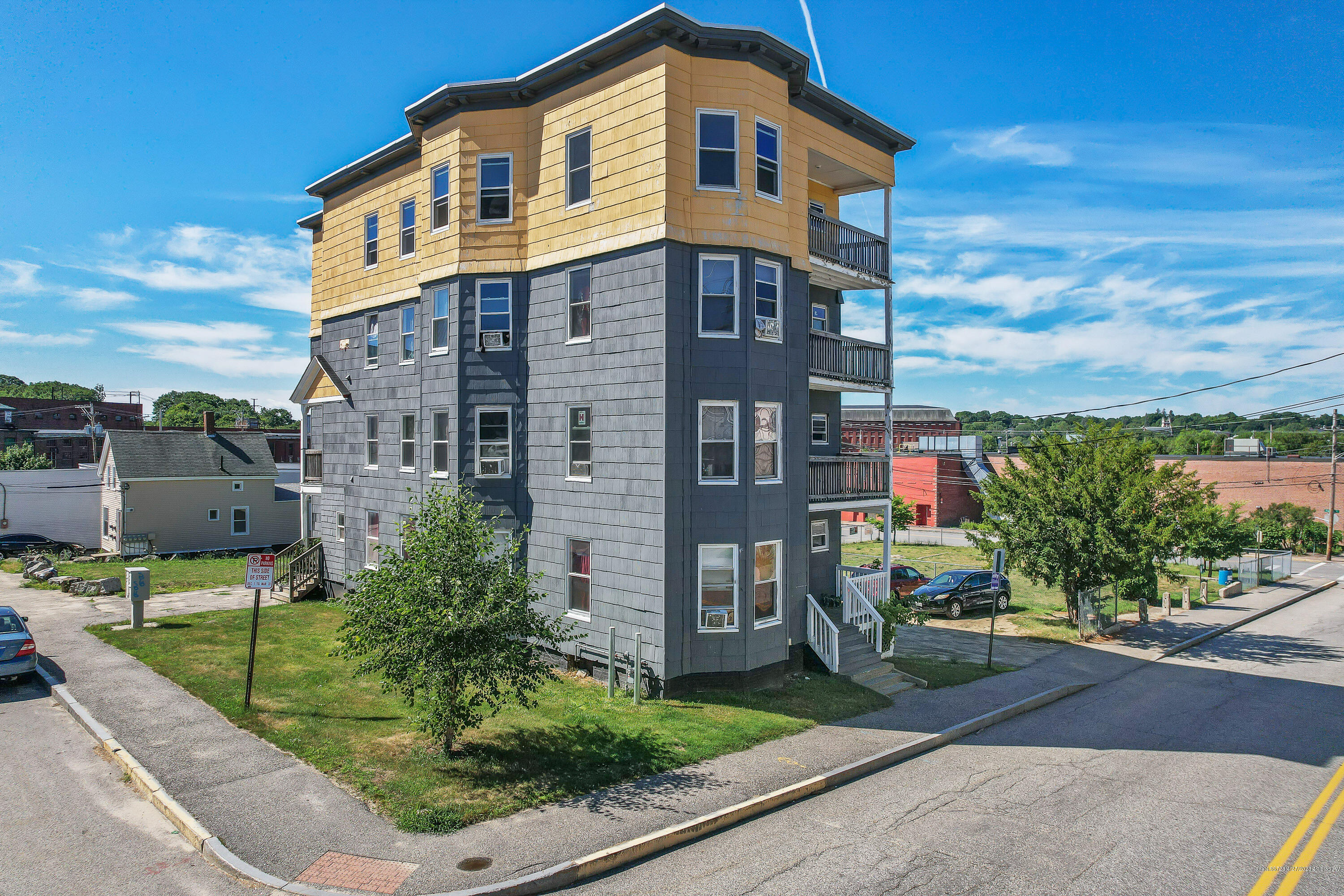 53 Maple St, Lewiston, ME 04240 MLS 1553542 Coldwell Banker