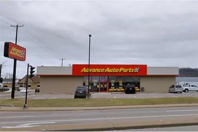 2803 Losey Boulevard, La Crosse, WI 54601 - Photo 1