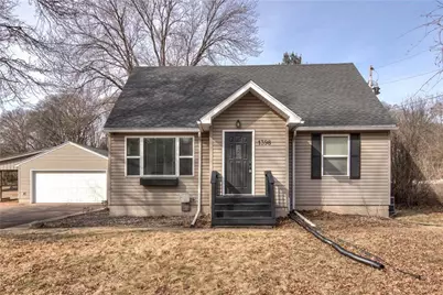 1398 Peterson Avenue, Eau Claire, WI 54703 - Photo 1