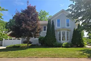 422 W Columbia St, Chippewa Falls, WI 54729 - Photo 1