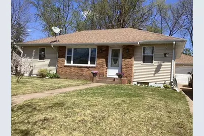 521 Fall Street, Eau Claire, WI 54703 - Photo 1