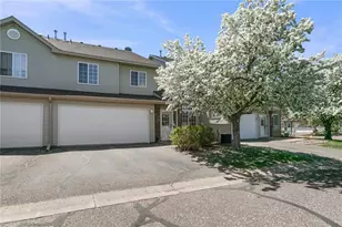 2433 Oakridge Cir, Hudson, WI 54016 - Photo 1