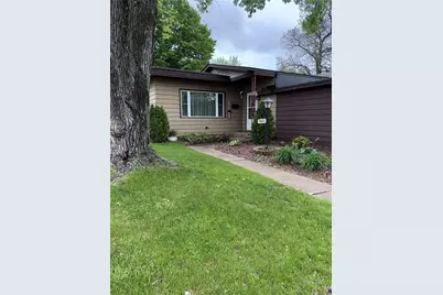 410-410 1/2 W Elm Street, Chippewa Falls, WI 54729 - Photo 1