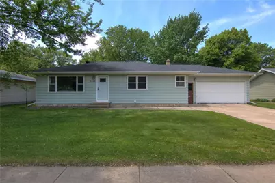 3048 Neptune Avenue, Eau Claire, WI 54703 - Photo 1