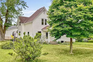 231 S Woodworth St, Elmwood, WI 54740 - Photo 1