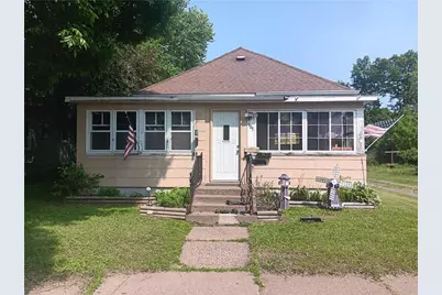 905 E 1st Street, Ladysmith, WI 54848 - Photo 1
