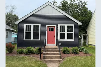 1028 Chauncey Street, Eau Claire, WI 54701 - Photo 1