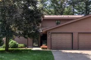 911 Woodglen Ct, Altoona, WI 54720 - Photo 1