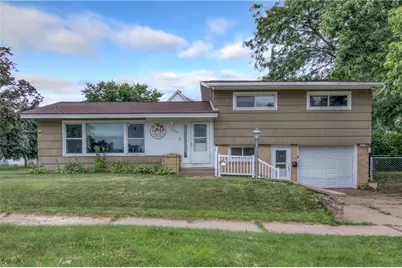 1320 Keith Street, Eau Claire, WI 54701 - Photo 1