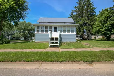 204 W Stanley Street, Thorp, WI 54771 - Photo 1
