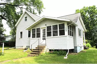 109 E 15th Street, Neillsville, WI 54456 - Photo 1