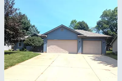 2005 Statz Avenue, Eau Claire, WI 54703 - Photo 1