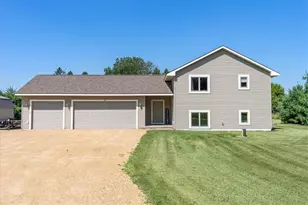 1102 178th St, Hammond, WI 54015 - Photo 1