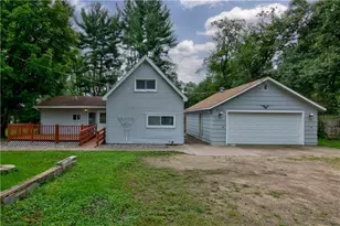 3641 N Shore Dr, Eau Claire, WI 54703 - Photo 1