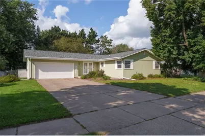 1212 E Mission Drive, Eau Claire, WI 54701 - Photo 1