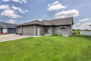 3359 Vineyard St, Eau Claire, WI 54703 - Photo 1