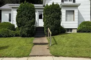 1536 11th St, Eau Claire, WI 54703 - Photo 1