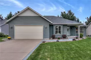 312 Brookshire Ct, Altoona, WI 54720 - Photo 1