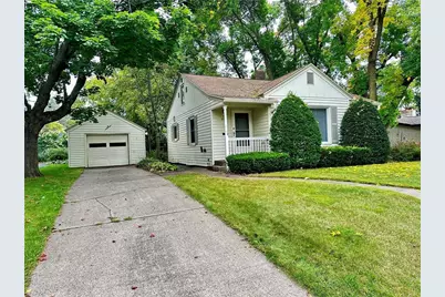 825 W Columbia Street, Chippewa Falls, WI 54729 - Photo 1