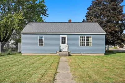 704 Harriet Street, Altoona, WI 54720 - Photo 1